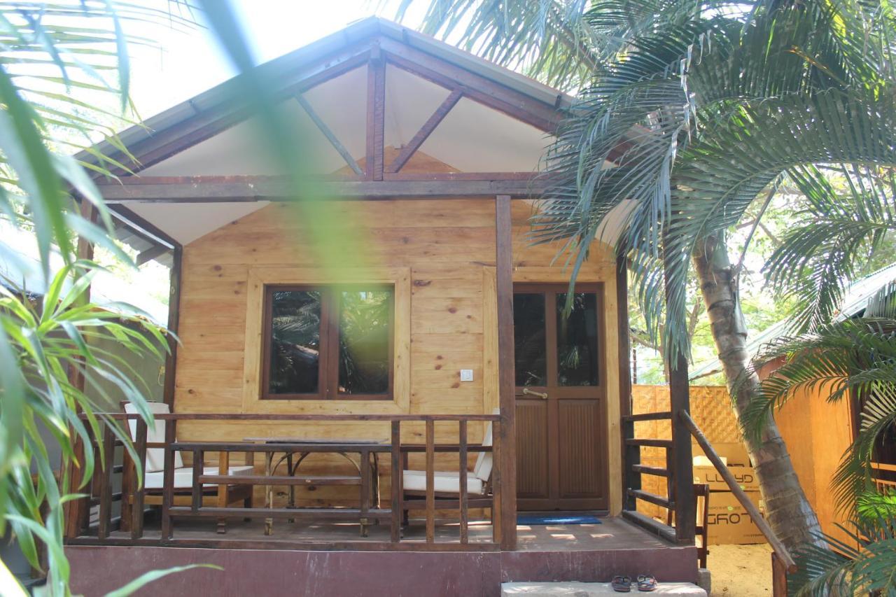 Sea Bird Beach Cafe & Cottages Morjim Buitenkant foto